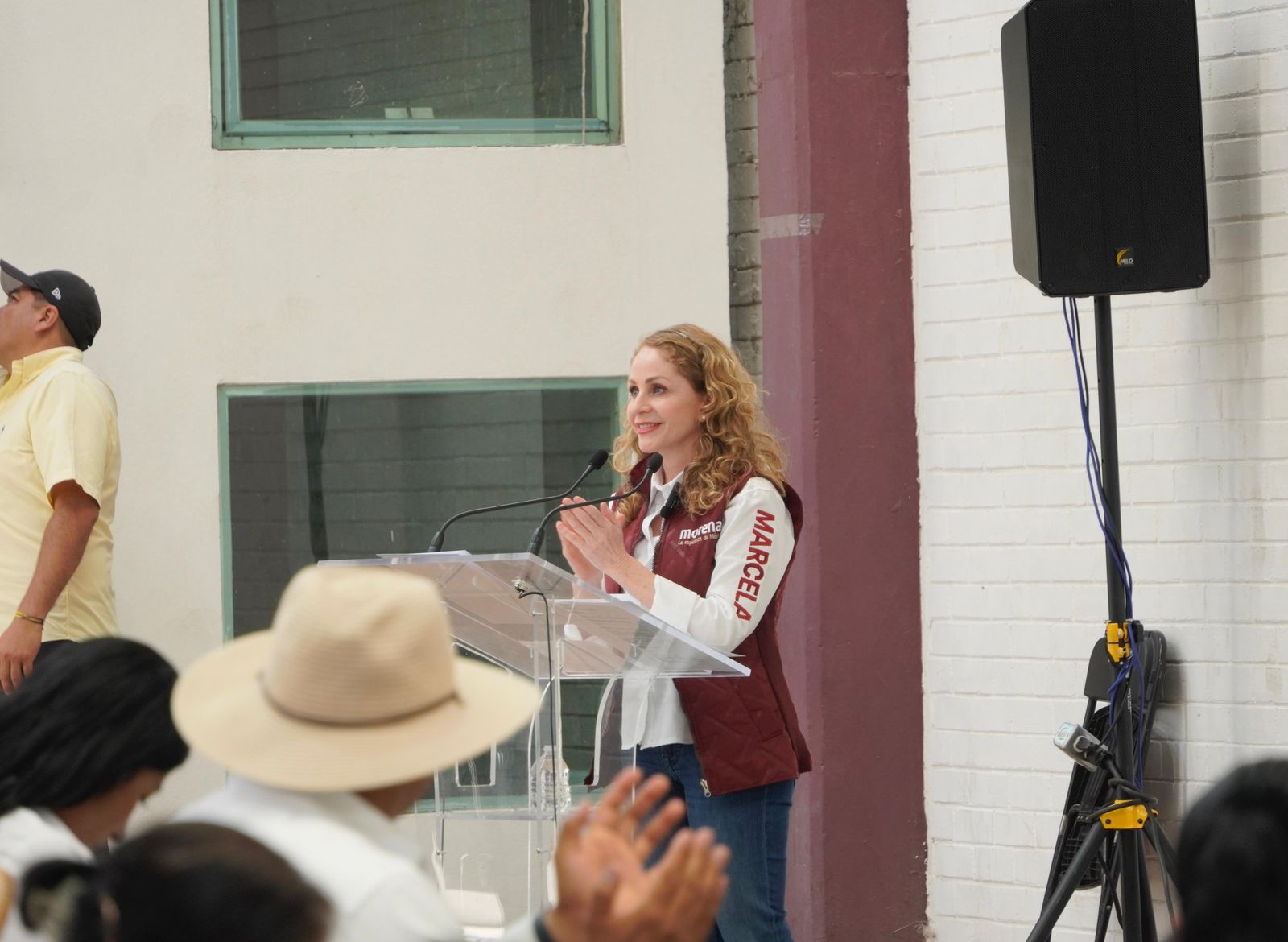 Celebra Marcela González multitudinaria asamblea de Morena en Tenancingo